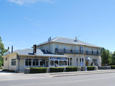 Waiau Tavern